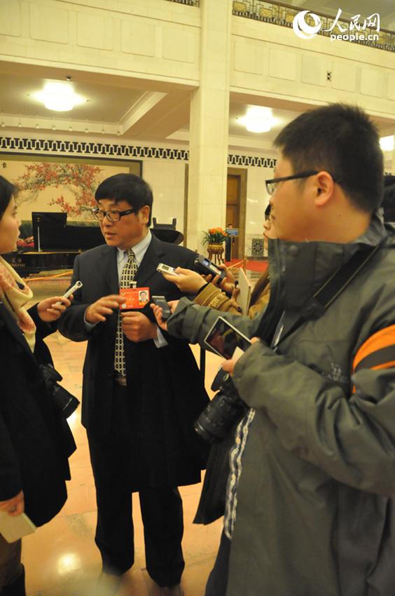 ȫ��(gu��)���f(xi��)ί�T���|�־��t(y��)���ĸ�;W(w��ng)�j(lu��)ɫ�鱩����(w��n)�}��������W(w��ng)ӛ�߲��L(����W(w��ng) ӛ���w���� �z)